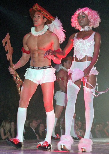 変化を遂げるメンズファッション、世界規模で約3.4兆円の市場に