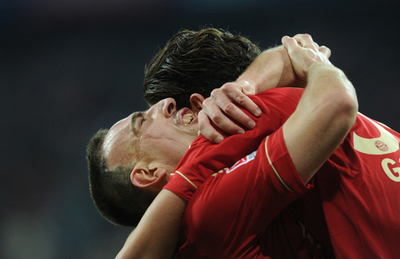 バイエルンが首位返り咲き、ドルトムントはメンヘングラッドバッハとドロー