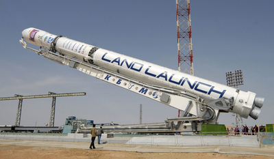 イスラエルの通信衛星「AMOS-3」搭載ロケット、バイコヌールの発射台に設置