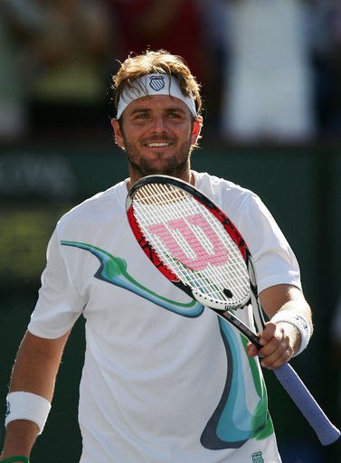 フィッシュがフェデラーを破り決勝へ