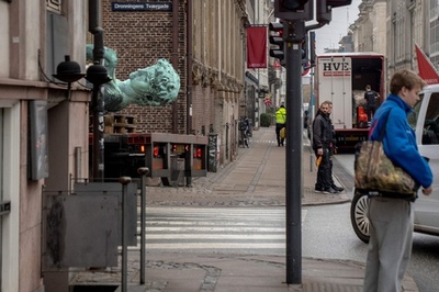 【今日の1枚】ダビデ像、ただ今移動中！ デンマーク