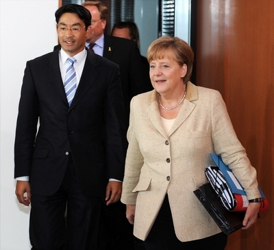 ドイツ、22年までに「脱原発」 法案を閣議決定