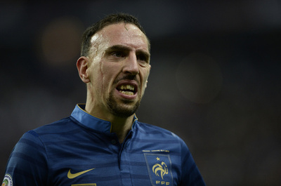 リベリがドルトムント戦欠場、肋骨にひび