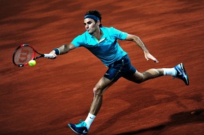 フェデラー、ニエミネンに快勝し準々決勝進出、イスタンブール・オープン