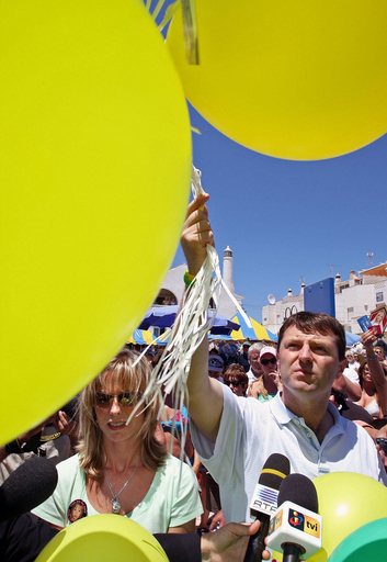 英国人少女失踪から50日が経過