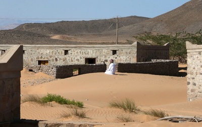 砂漠に消えた集落、再び姿現し観光に貢献 オマーン