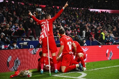 アトレティコがバレンシアに大逆転勝利、セビージャは分ける