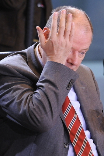 経済危機下のドイツ、財務相は宝くじで一獲千金狙い！？