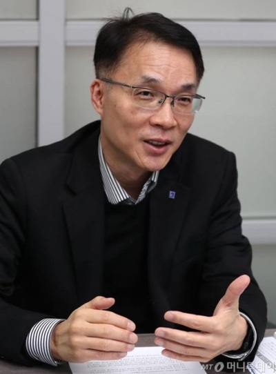 「『非営利』がむしろ強み」…企業リサーチセンター長 (下)