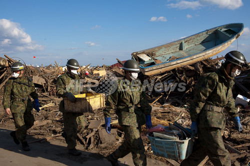 写真特集 震災被災地で活動する自衛隊員ら 写真枚 ファッション ニュースならmode Press Powered By Afpbb News