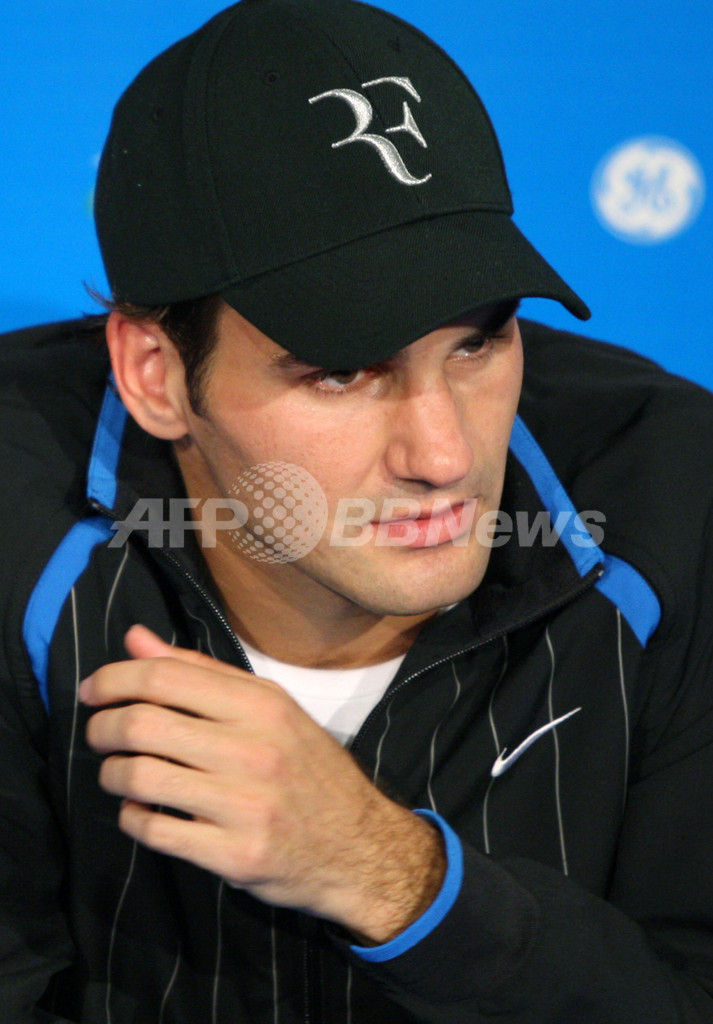 ジョコビッチ フェデラーを降し自身初の全豪決勝進出