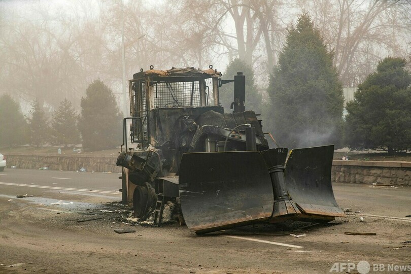 カザフ、最大都市で衝突続く ロシア主導部隊が到着