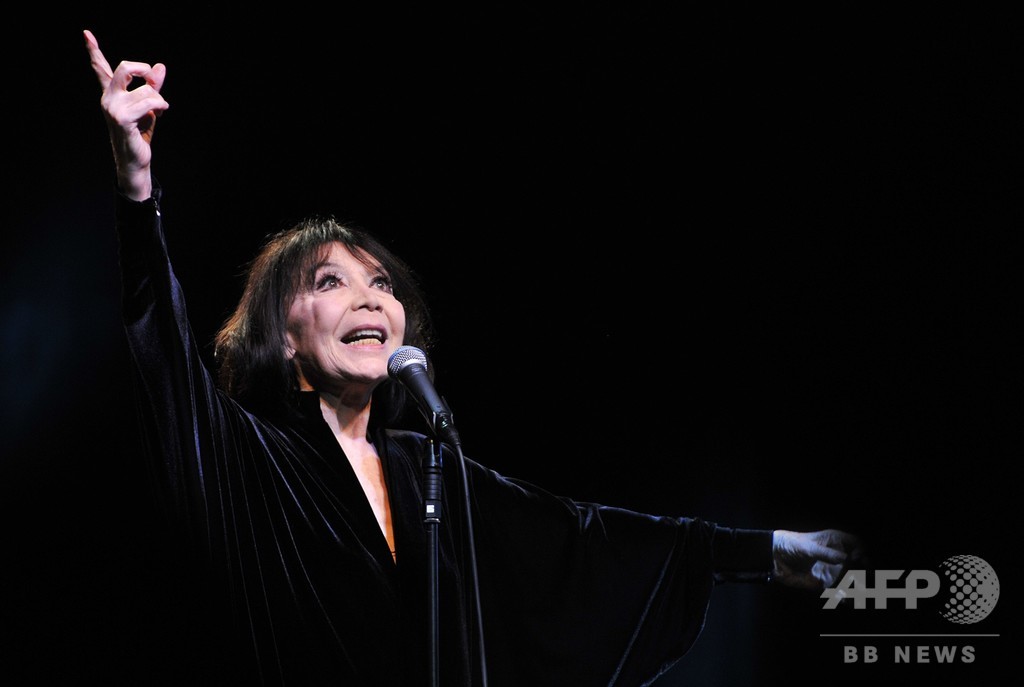 仏大物歌手ジュリエット・グレコさん死去 93歳 写真8枚 国際ニュース：AFPBB News