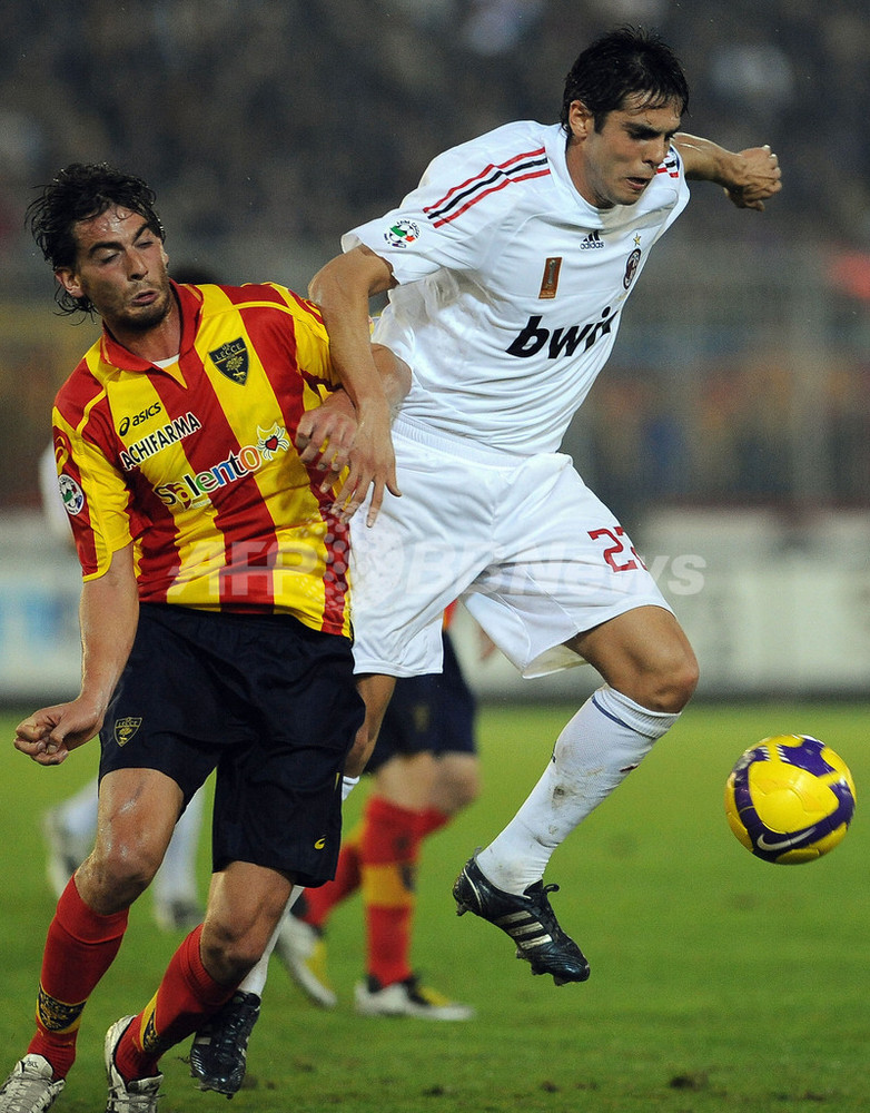 ミラン レッチェと引き分け連勝ストップ 写真12枚 国際ニュース:AFPBB News