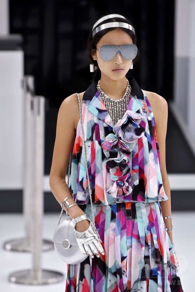 「シャネル」16年春夏コレクション