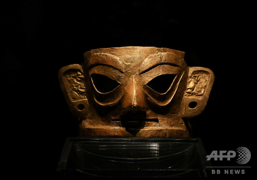 成都で金器特別展 貴重な黄金仮面を多数展示 写真6枚 時計専門