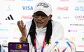 サッカーW杯カタール大会の初戦を控え、記者会見に臨むカメルーンのリゴベル・ソング監督（2022年11月23日撮影）。(c)ISSOUF SANOGO / AFP