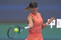 テニス、中国オープン、女子シングルス準々決勝。リターンを打つパウラ・バドサ（2024年10月3日撮影）。(c)Jade Gao / AFP