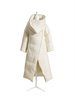 「MAISON MARTIN MARGIELA WITH H&amp;M」のダウンコート 2万7990円。(c)H&amp;M