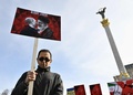 ウクライナの首都キーウで、ロシアによるイラン製無人機でのウクライナ攻撃に抗議するイラン人（2022年10月28日撮影）。(c)Genya SAVILOV / AFP