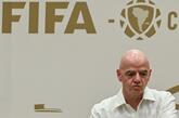UEFAがFIFA会長に法的措置検討、「緊張の激化」と識者