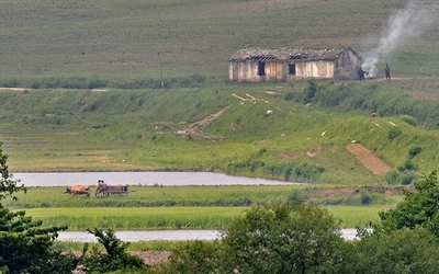 北朝鮮、軍用にコメ100万トン備蓄 韓国議員が指摘