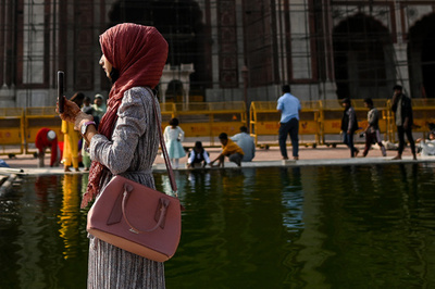 男女間のデジタル格差、貧困国で顕著 ユニセフ