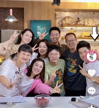 英語教えながら食品販売！ 中国教育大手の生き残り策が大ブレイク