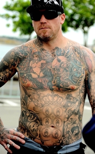 決死のバイクジャンプを2回も飛んだ男、世界記録を達成 豪