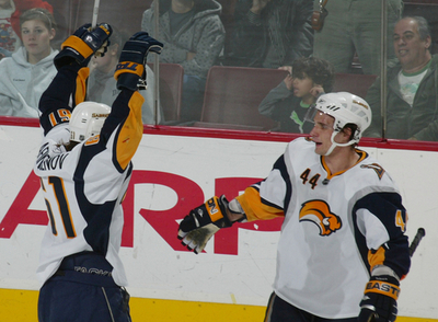 セイバーズ フライヤーズに快勝