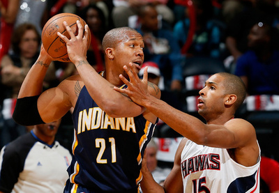 ホークス、ペイサーズから2勝目挙げタイに NBAプレーオフ