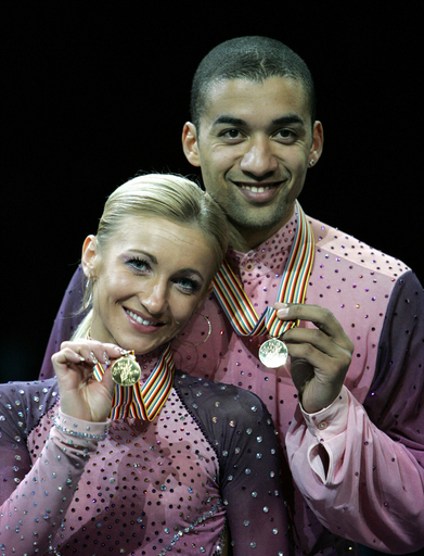 サフチェンコ／ショルコウィー組 世界フィギュア選手権・ペアで優勝