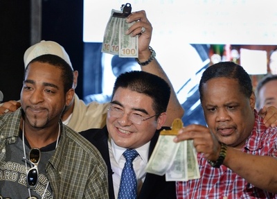 米NYホームレス、中国人富豪の招待ランチに「ペテンだ」と激怒