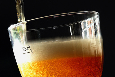 120年前のカナダ産ビール発見、まだ飲めるが「おいしくはない」