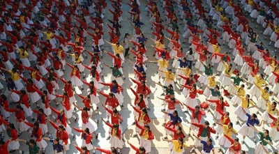 インドの女子高生が護身術訓練、集団暴行事件から3年