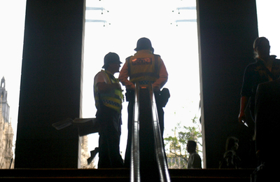 英テロ事件、逮捕者のうち6人が医師