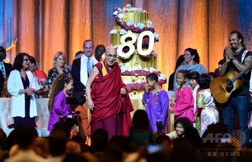 ダライ・ラマ80歳に、米で祝賀式典