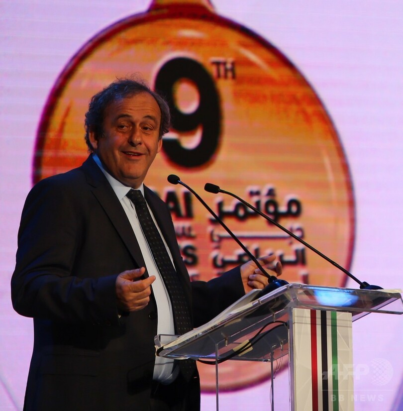 プラティニ会長、「ホワイトカード」導入にふたたび意欲