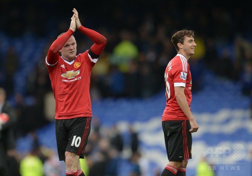 マンUがエバートンに快勝、ルーニーが古巣から得点