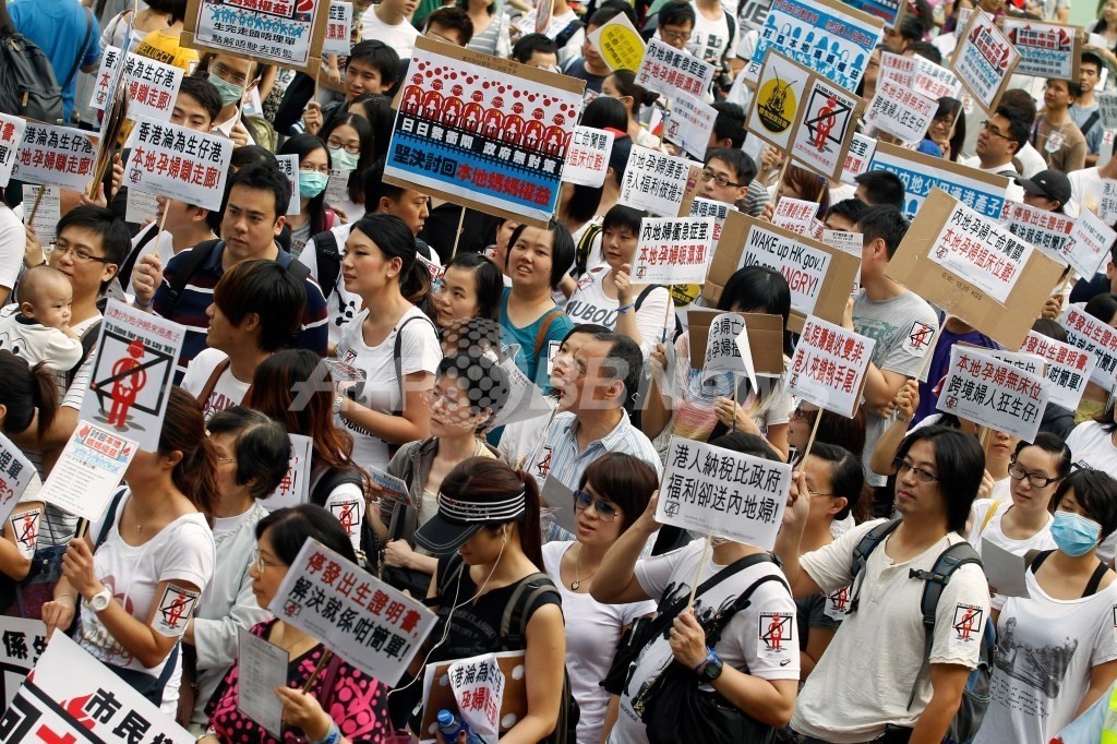 中国で人気の辰年出産、香港のママたちには悪夢に 中国で人気の辰年出産、香港のママたちには悪夢に