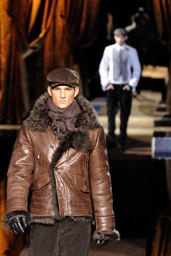 ドルチェ＆ガッバーナ2014-15年秋冬メンズコレクションコート ドルチェ＆ガッバーナ 2014-15年秋冬メンズコレクション - ノルマン朝