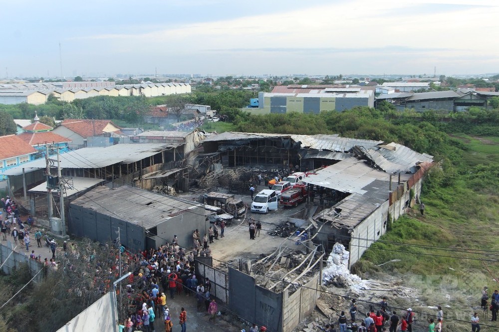 インドネシア首都郊外の花火工場で火災 46人死亡 写真8枚 国際ニュース Afpbb News