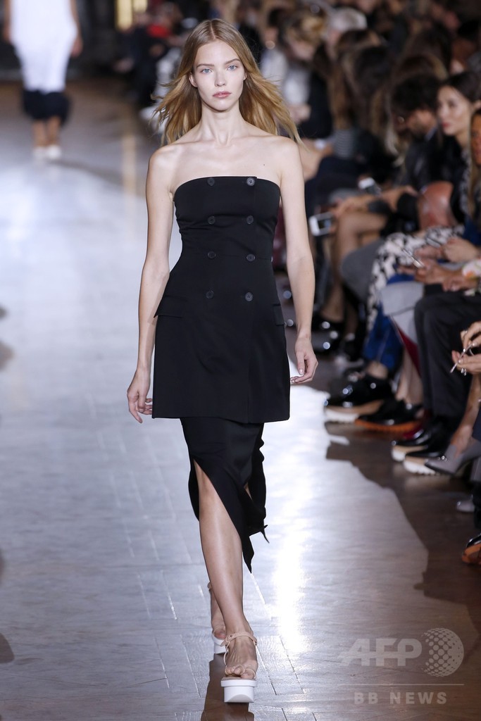 「ステラ マッカートニー」16年春夏コレクション
