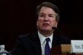 米上院司法委員会の公聴会で証言する最高裁判事候補のブレット・カバノー氏。米首都ワシントンで（2018年9月27日撮影）。(c)Andrew Harnik / POOL / AFP