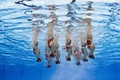 スペイン・バルセロナ（Barcelona）で開催されている第15回世界水泳選手権（15th FINA World Championships）。水中カメラで撮影されたシンクロナイズドスイミング・チームの演技の様子。

チームテクニカルルーティン（TR）予選で演技するロシアの選手（2013年7月20日撮影）。(c)AFP/FRANCOIS XAVIER MARIT
