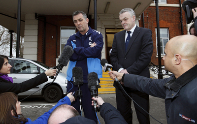 ムアンバ、依然として予断を許さない状態が続く