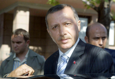 トルコ与党、総選挙勝利は「民主主義が根付いてきた証拠」と分析