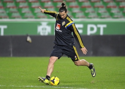 スウェーデンがポルトガル戦を控え最終調整、W杯欧州プレーオフ