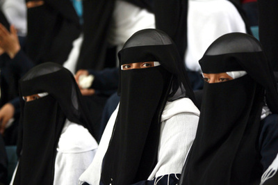 結婚前に婚約者と会った娘が焼死、父親が殺害か イエメン