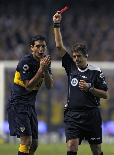 スーペルクラシコはドローに終わる